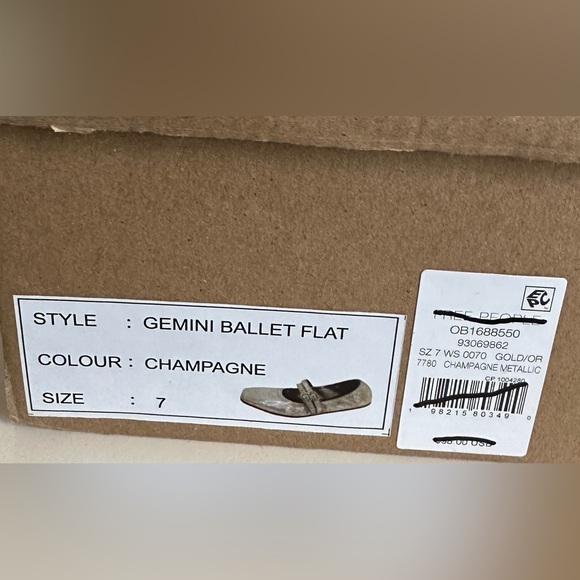 NWB Free People Champagne Gemini Flats- Size 7 - Picture 8 of 9